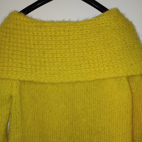 Vintage La parisienne Mohair Sweater Capri Italy. - Picture 3 of 9